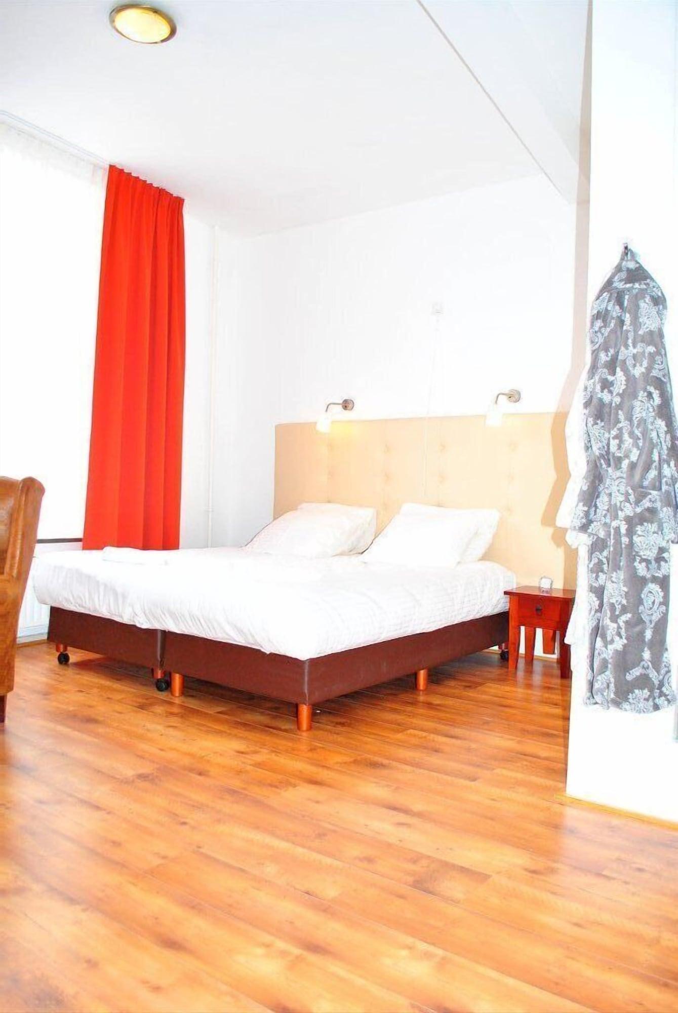 Lange Mare City Hotel Лейден Стая снимка