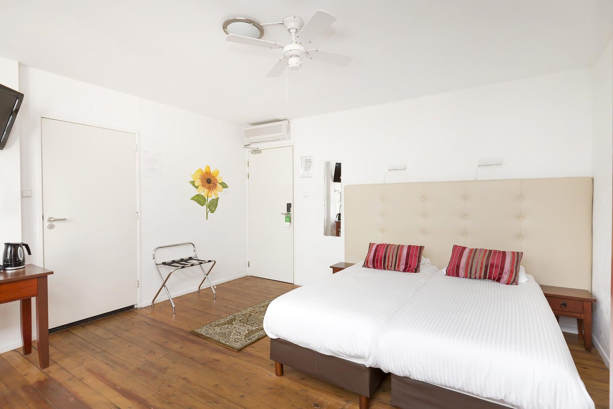 Lange Mare City Hotel Лейден Екстериор снимка